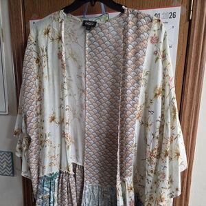 GiGiO USA Women's Floral Patchwork Kimono - Cream and Blue